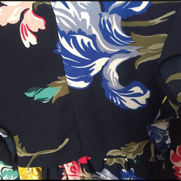 Joe Fresh Blue Floral Blouse, Size M - Picture 2 of 7